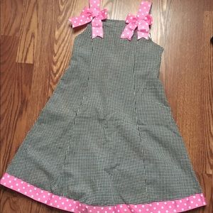 Girls dress
